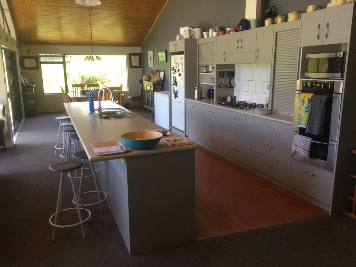 Waiotahe Dairy Farm Hideout Waiotahi Exterior photo